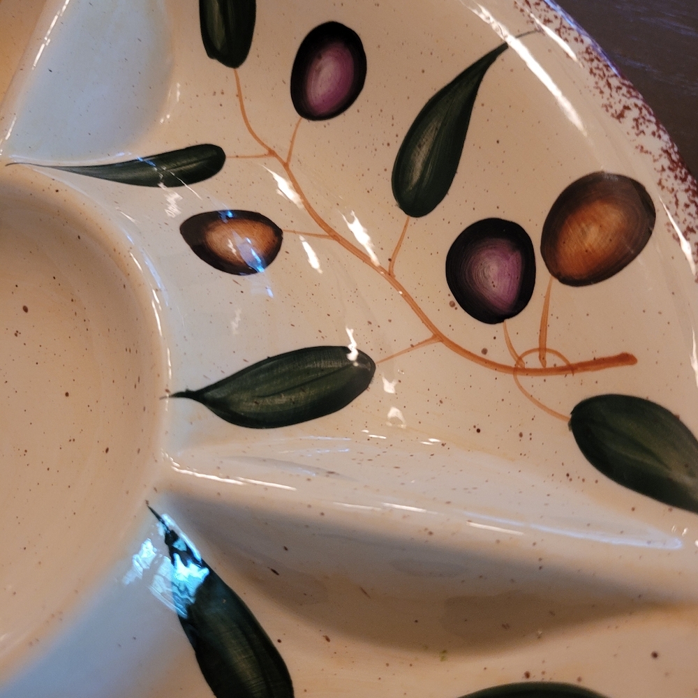 Olive Motif Ceramic Divided Platter - Picture 3 of 3